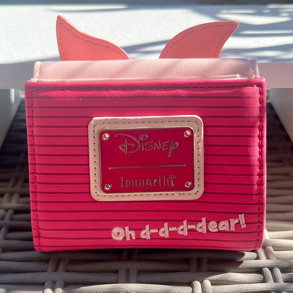 EUC Loungefly Piglet Winnie the Pooh pink wallet with magnetic hands - Picture 4 of 5